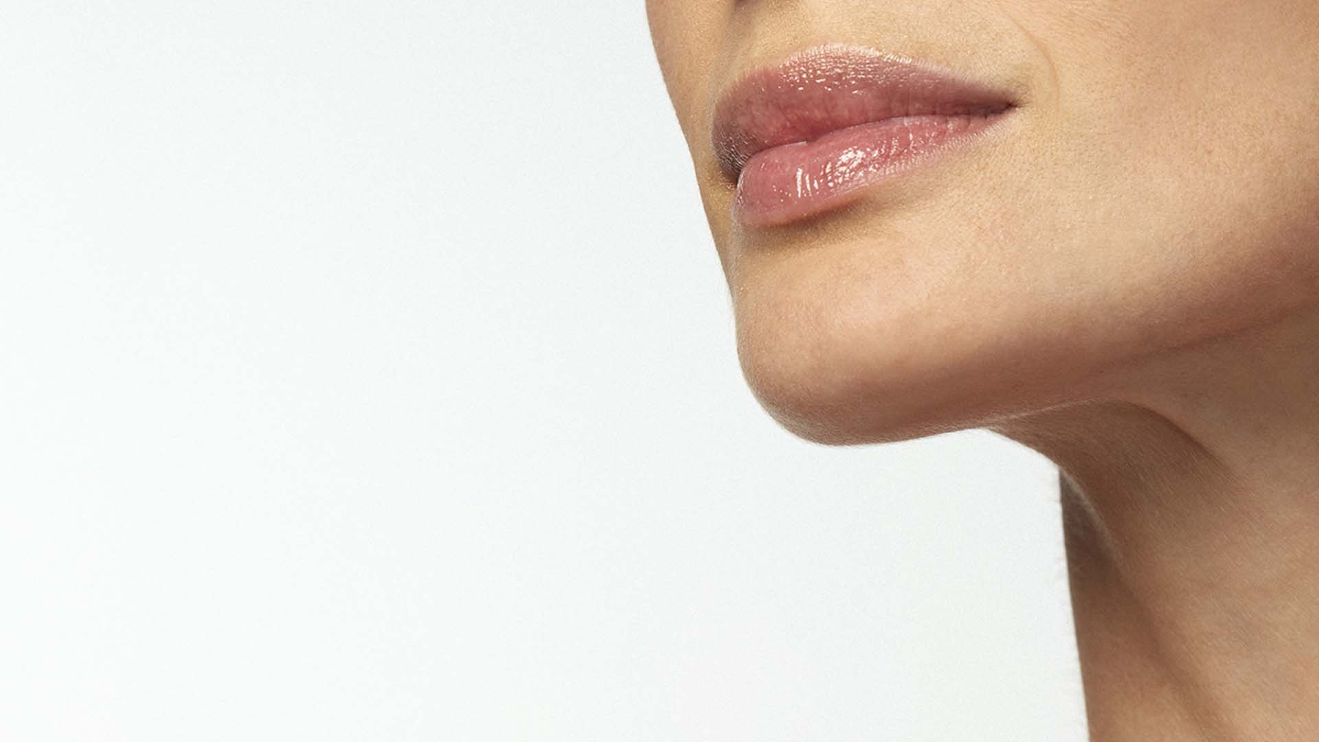 Lip contour